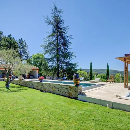 Exceptional Panoramic Sea View In A Quiet And Secure Area *